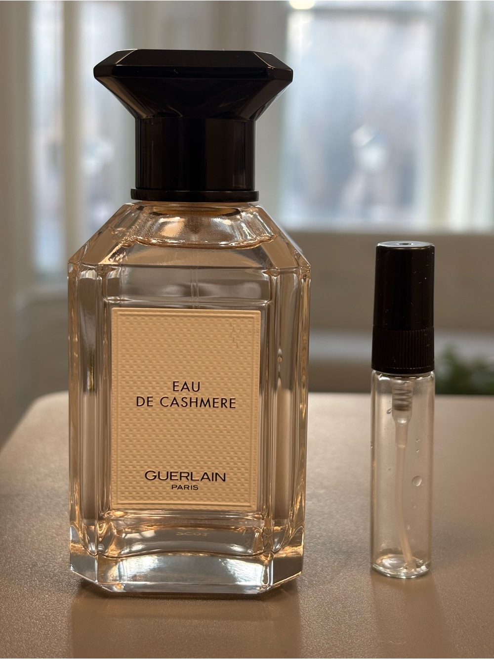 ✨ GUERLAIN Eau de Cashmere 5ml Decant ✨ Soft Cozy Luxury ☁️🖤